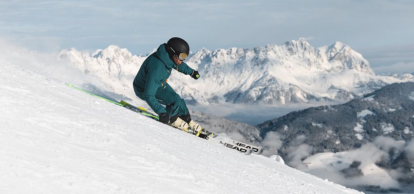 skifahrerin-vor-der-hohen-salve
